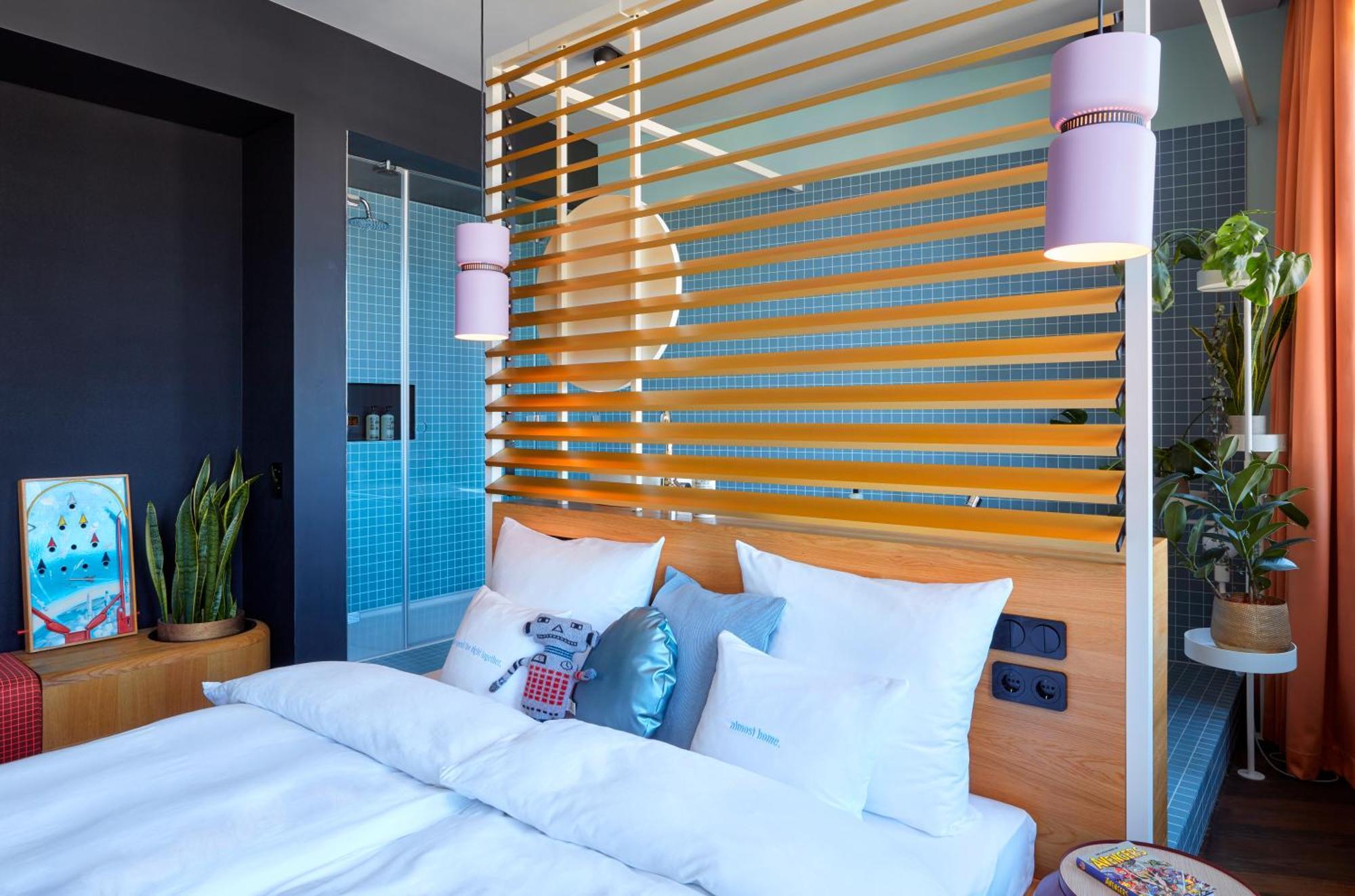 25Hours Hotel The Circle Köln Rum bild